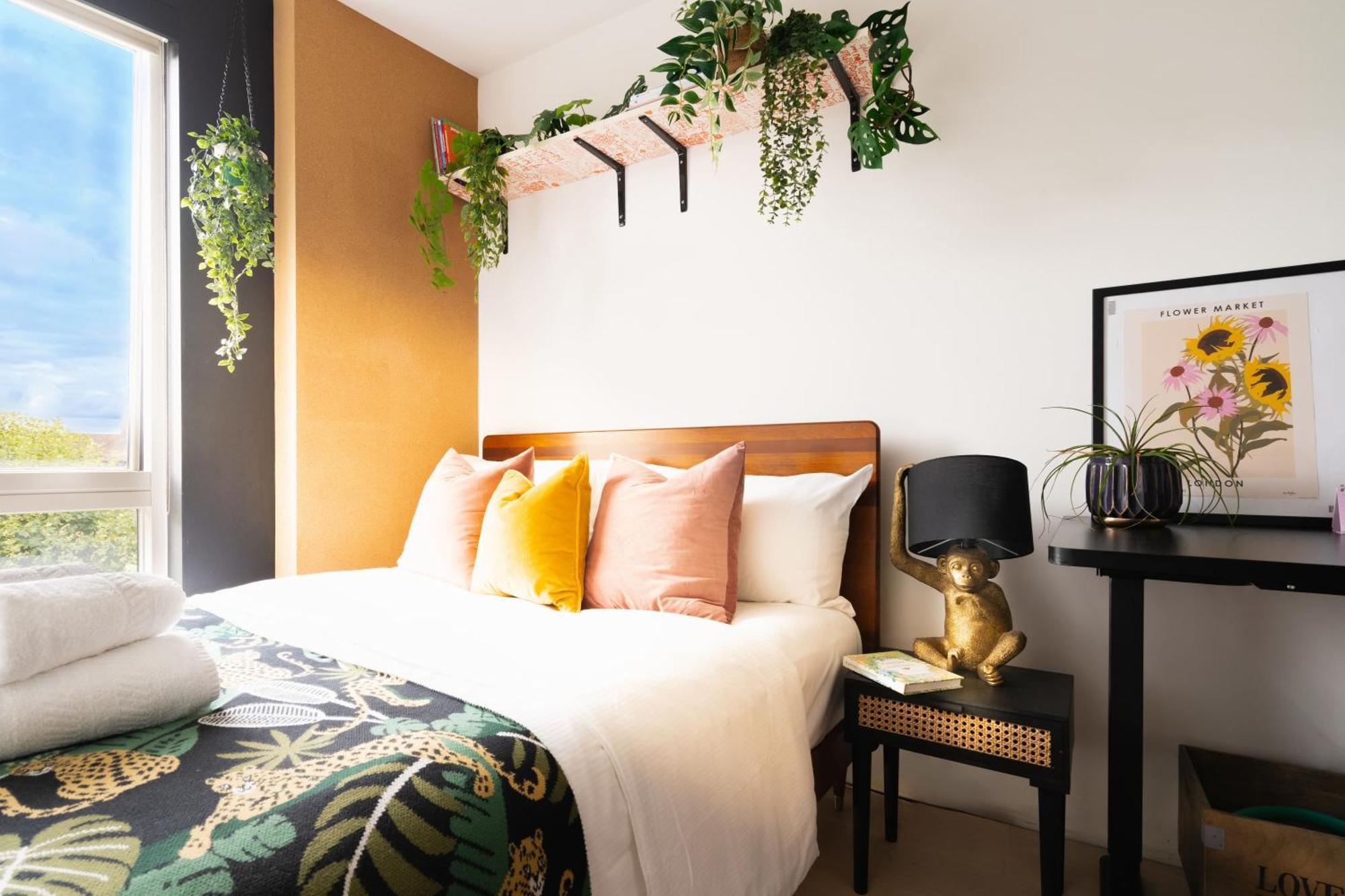 Urban Rainforeast, By Brick Lane E1, Family Friendly Apartament Londra